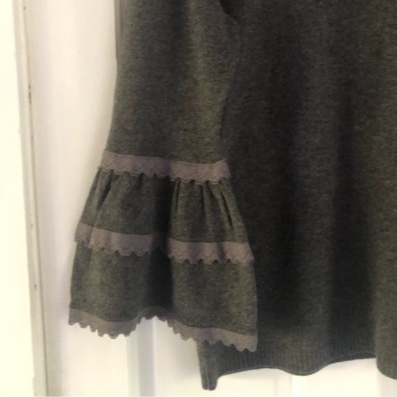 Two Bees Cashmere Sweater with Bell Sleeve M - Picture 2 of 7
